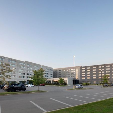 Hotel Courtyard By Marriott Montreal Airport Dorval Exterior foto